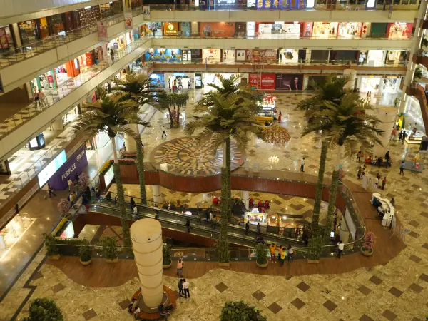Gaur Mall1